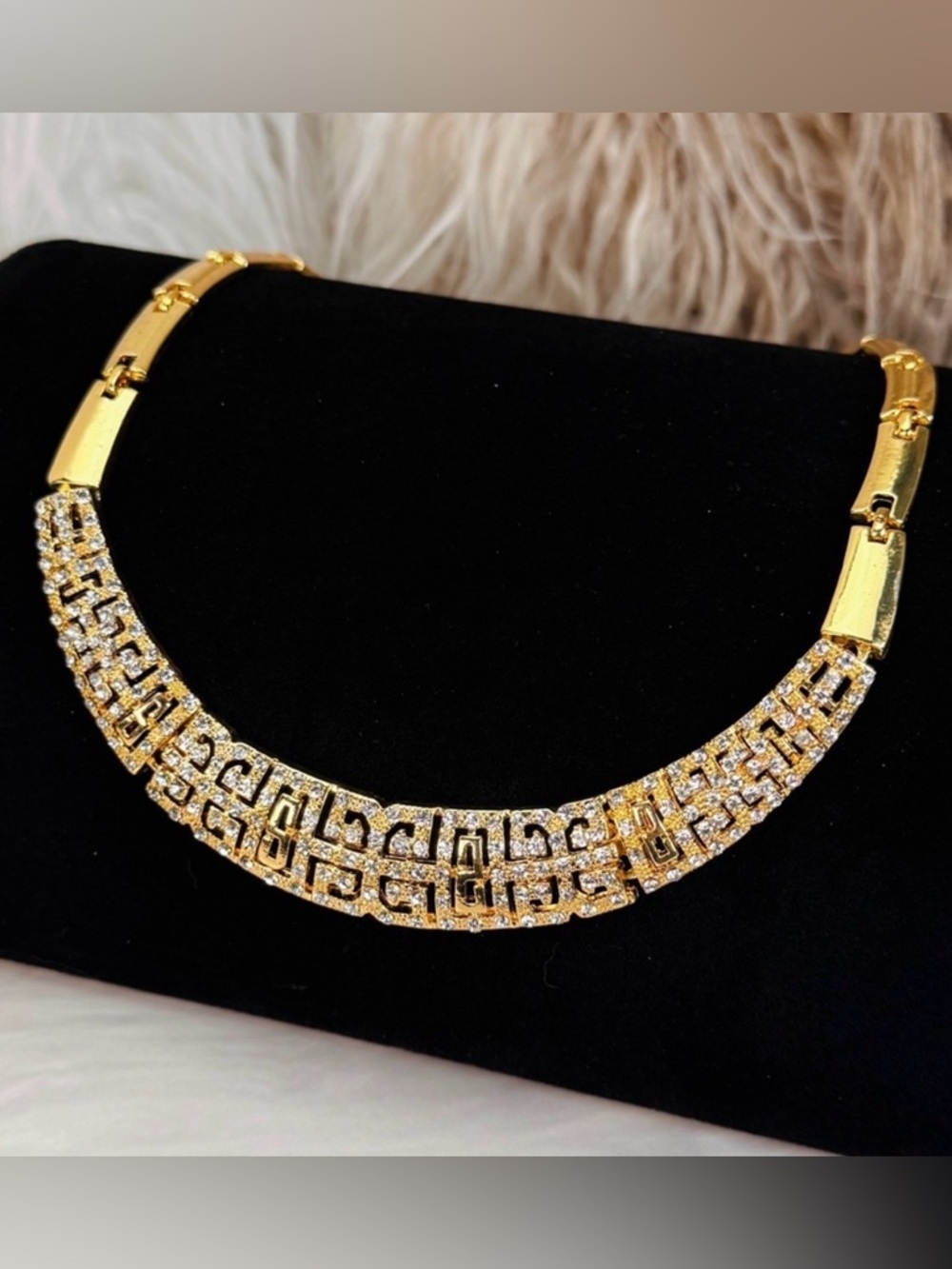 Pretty goldtone, bling statement necklace